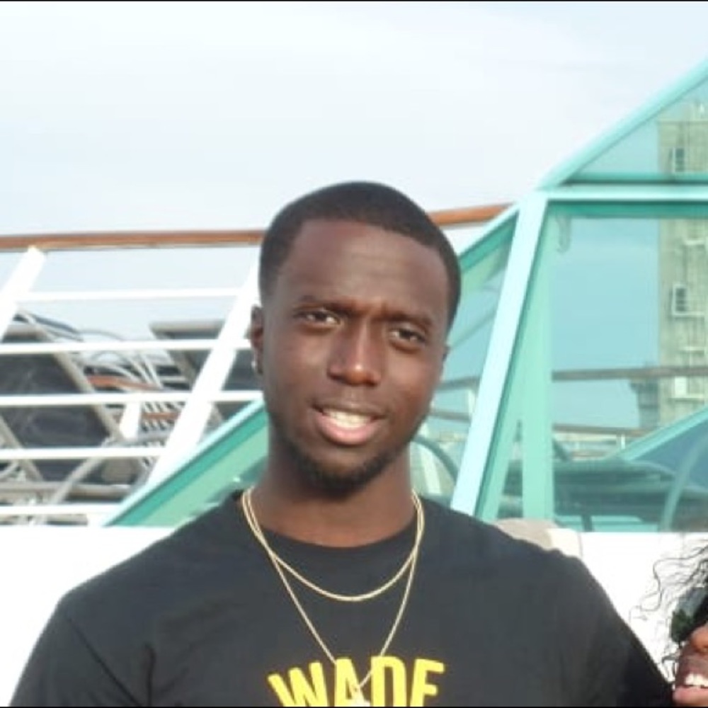 Meet your Posher, Cameron